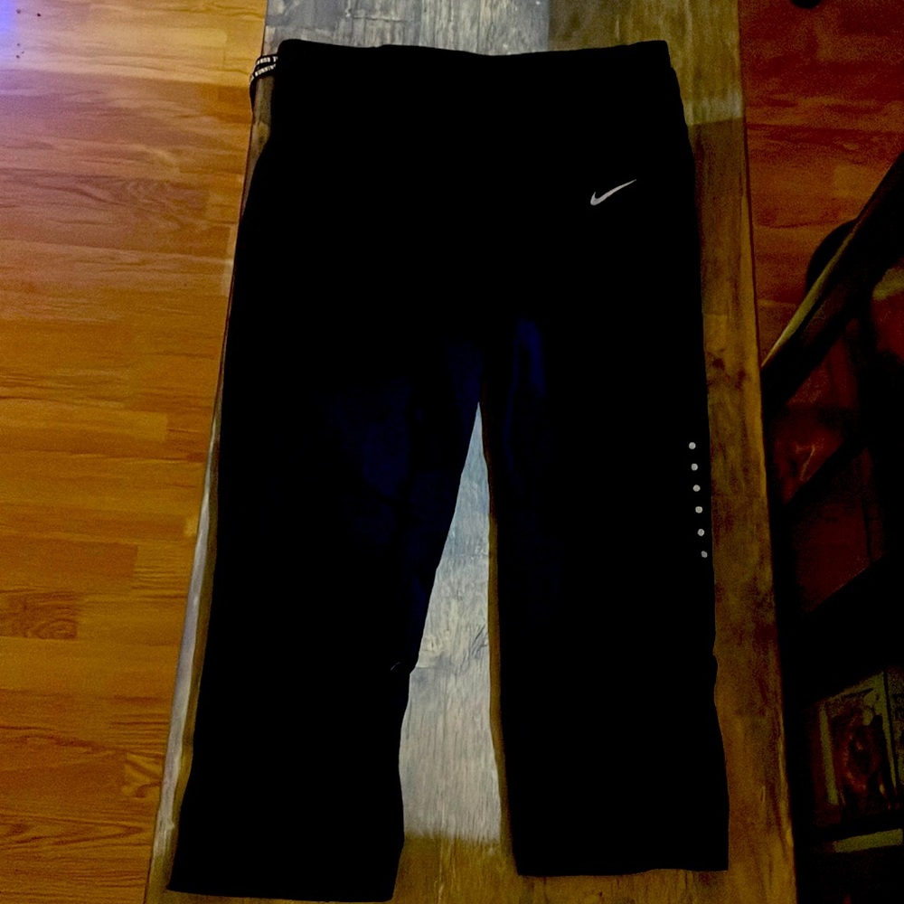 Nike capris